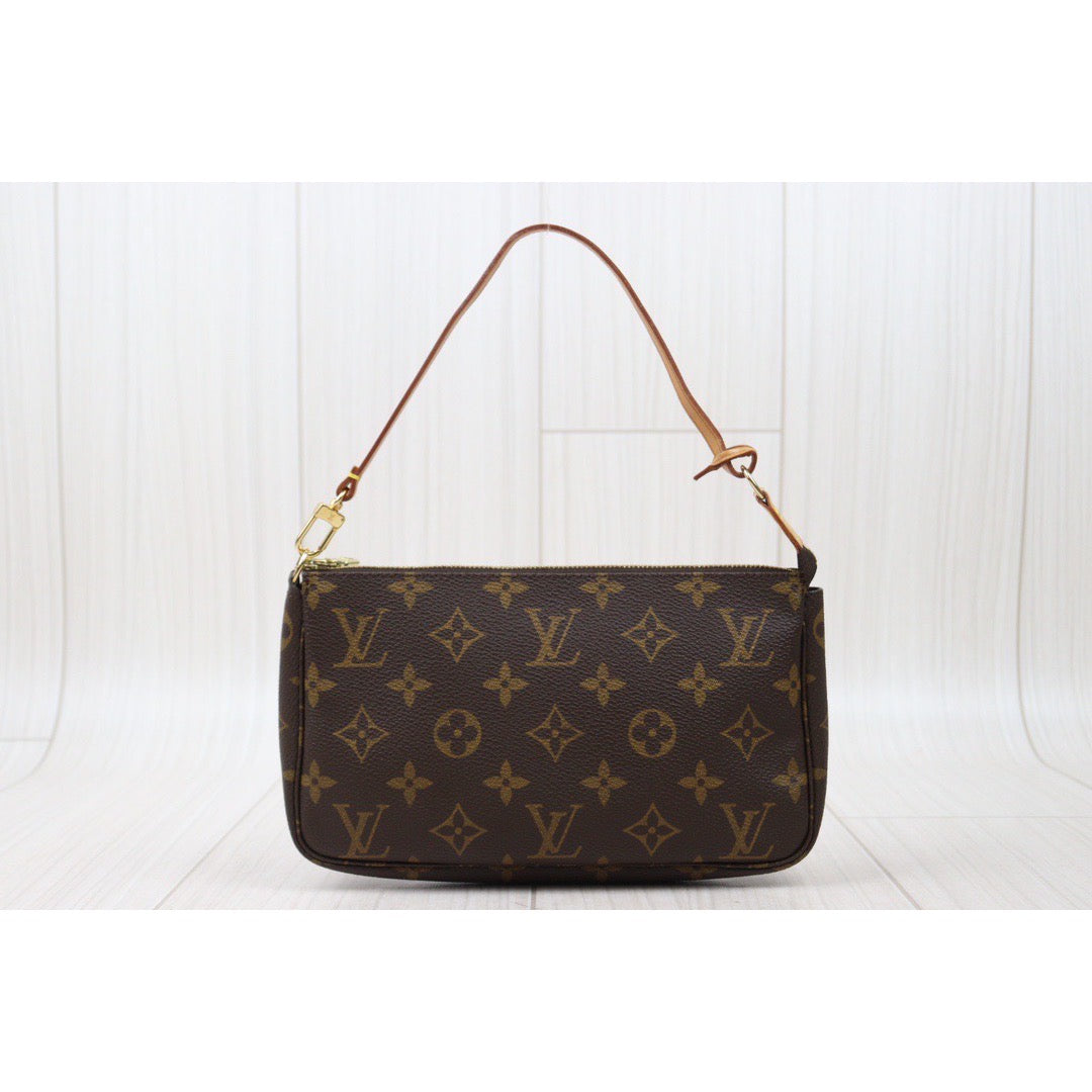 Rank A ｜ LV Monogram Pochette Accessoires Vintage Model｜24060606