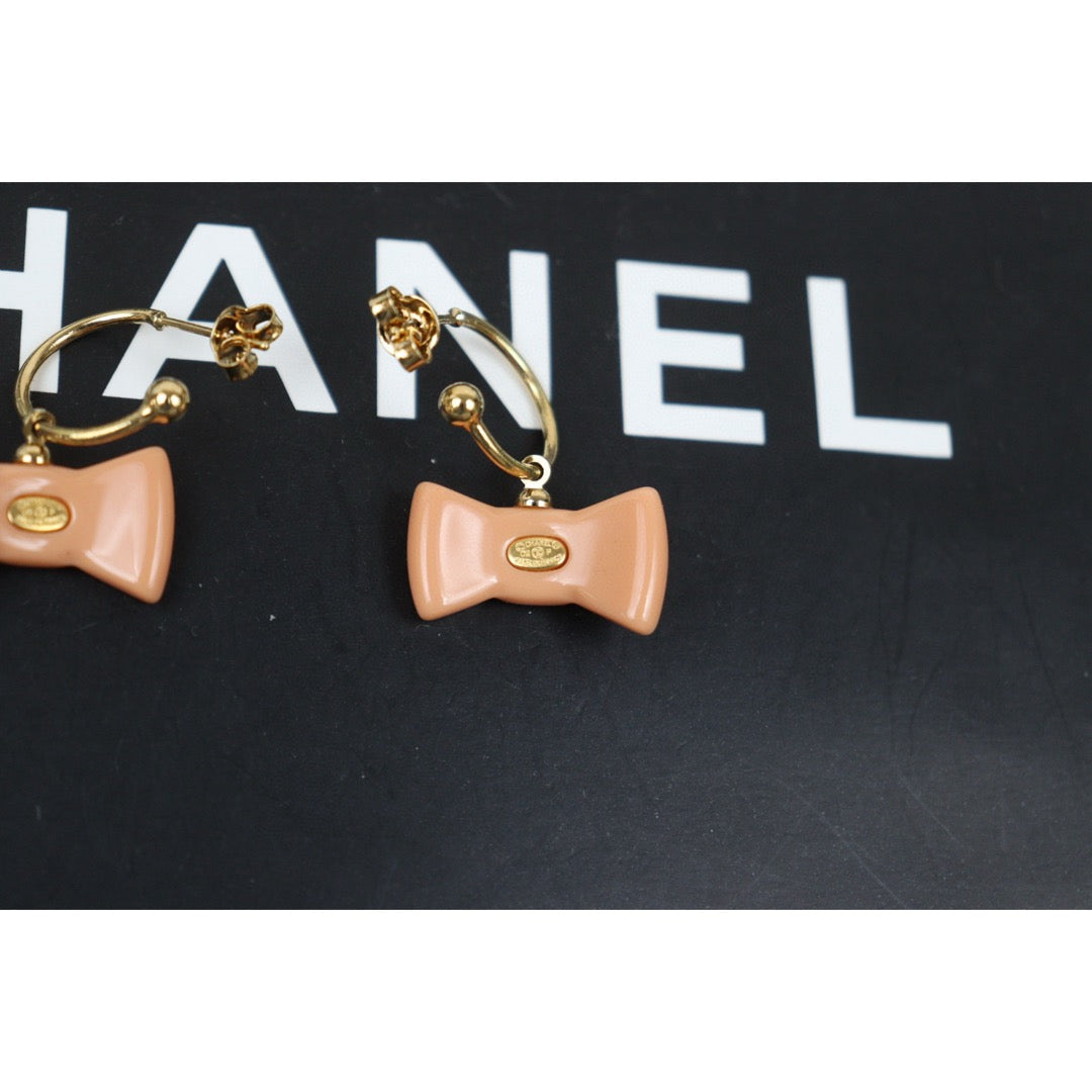 Very Good ( Rank A) ｜CHANEL COCO Mark Bow tie Rhinestone Earrings｜Q25032712