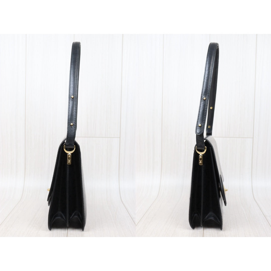 Good ( Rank AB)｜ LV Epi Shoulder Bag Black｜25031704