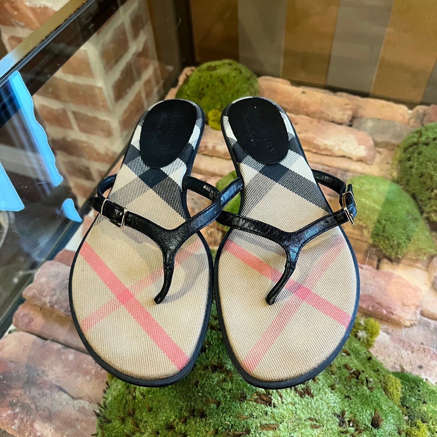 BURBERRY Black Check Sandals SZ 38