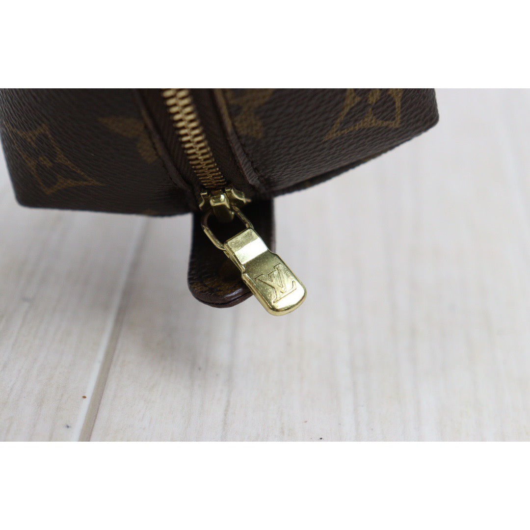 Rank A ｜LV Monogram GM Pochette Cosmetics｜24061111