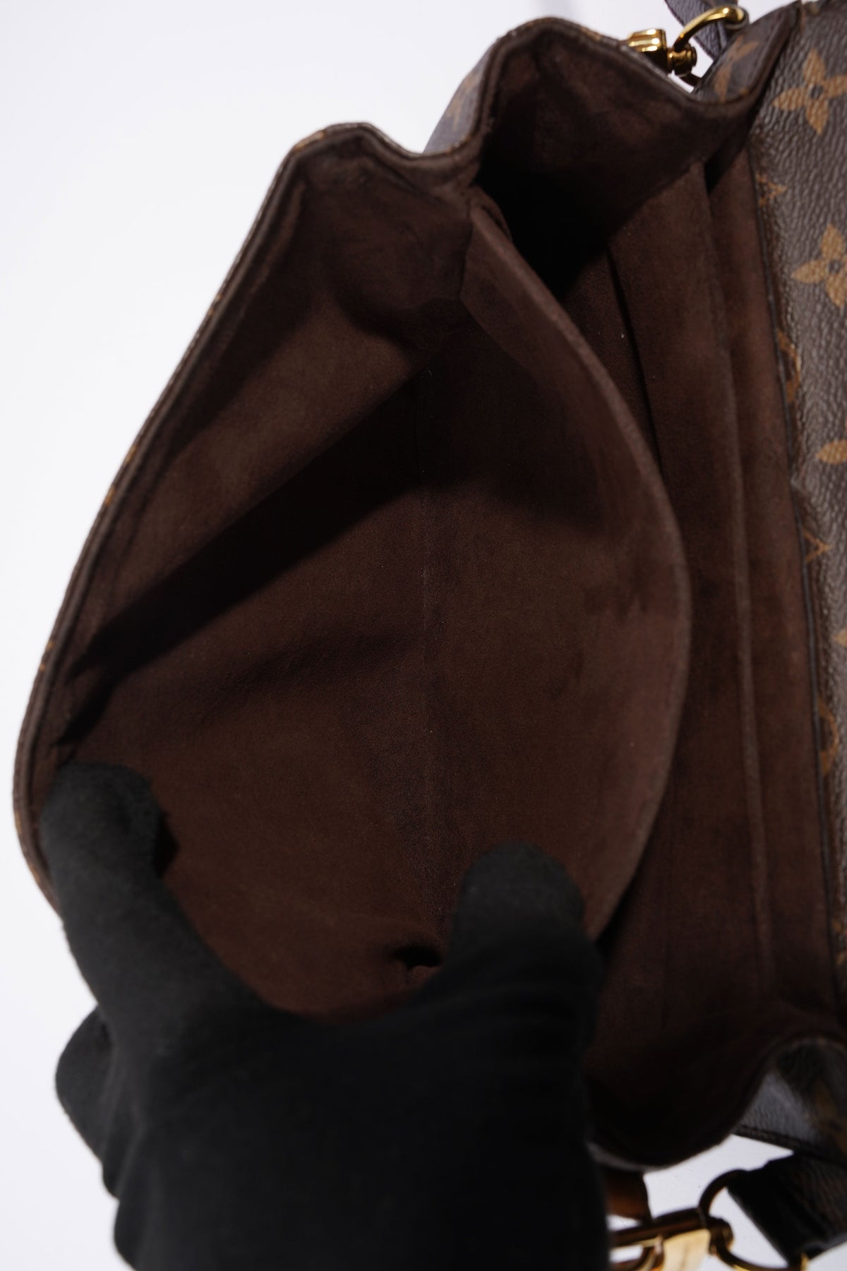 Louis Vuitton Pochette Metis Monogram Coated Canvas