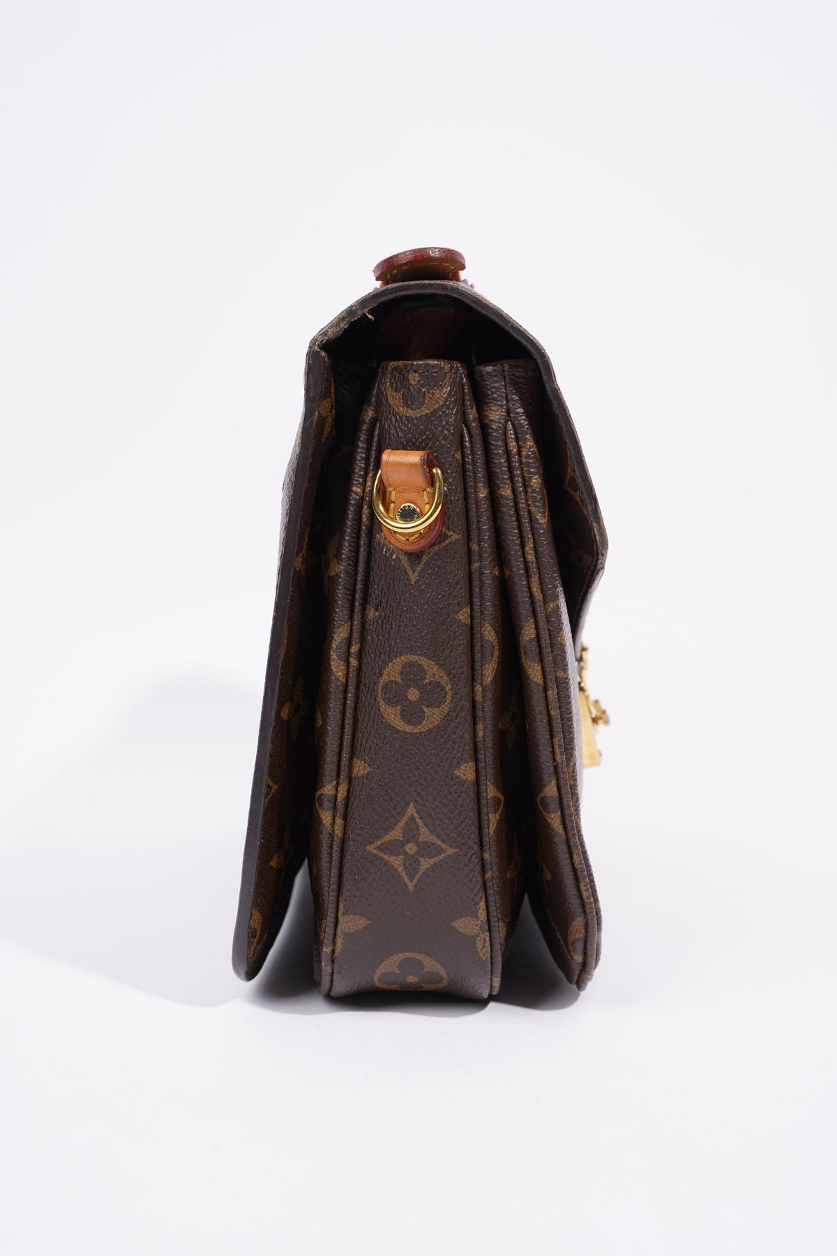 Louis Vuitton Pochette Metis Monogram Coated Canvas