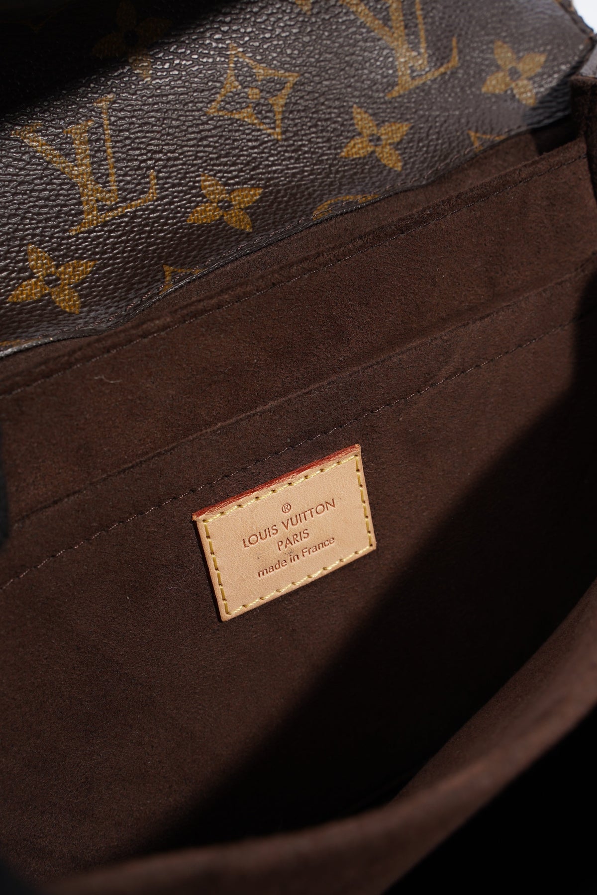 Louis Vuitton Pochette Metis Monogram Monogram Brown Coated Canvas