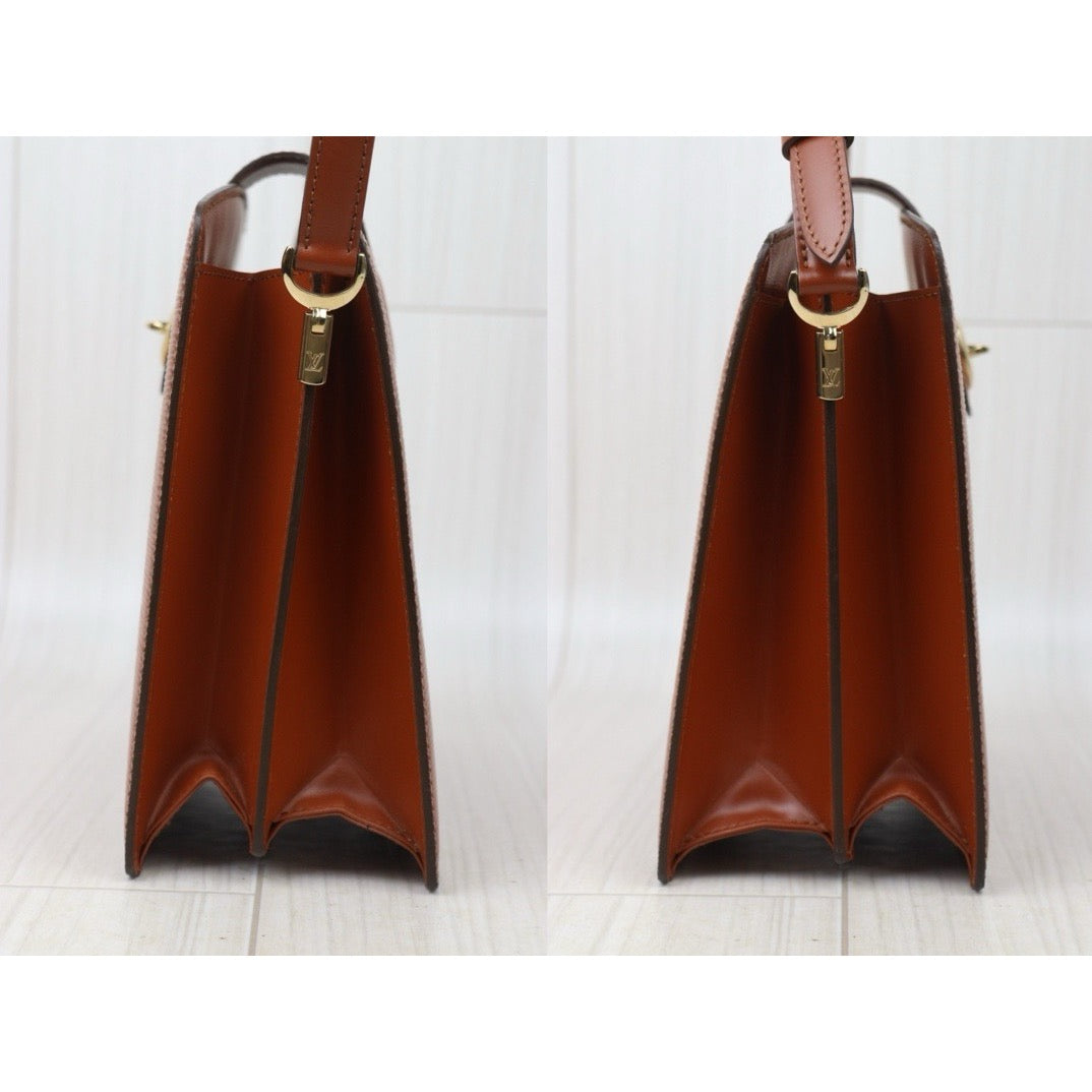 Very Good ( Rank A) ｜ LV Epi Shoulder Bag Brown｜24091919