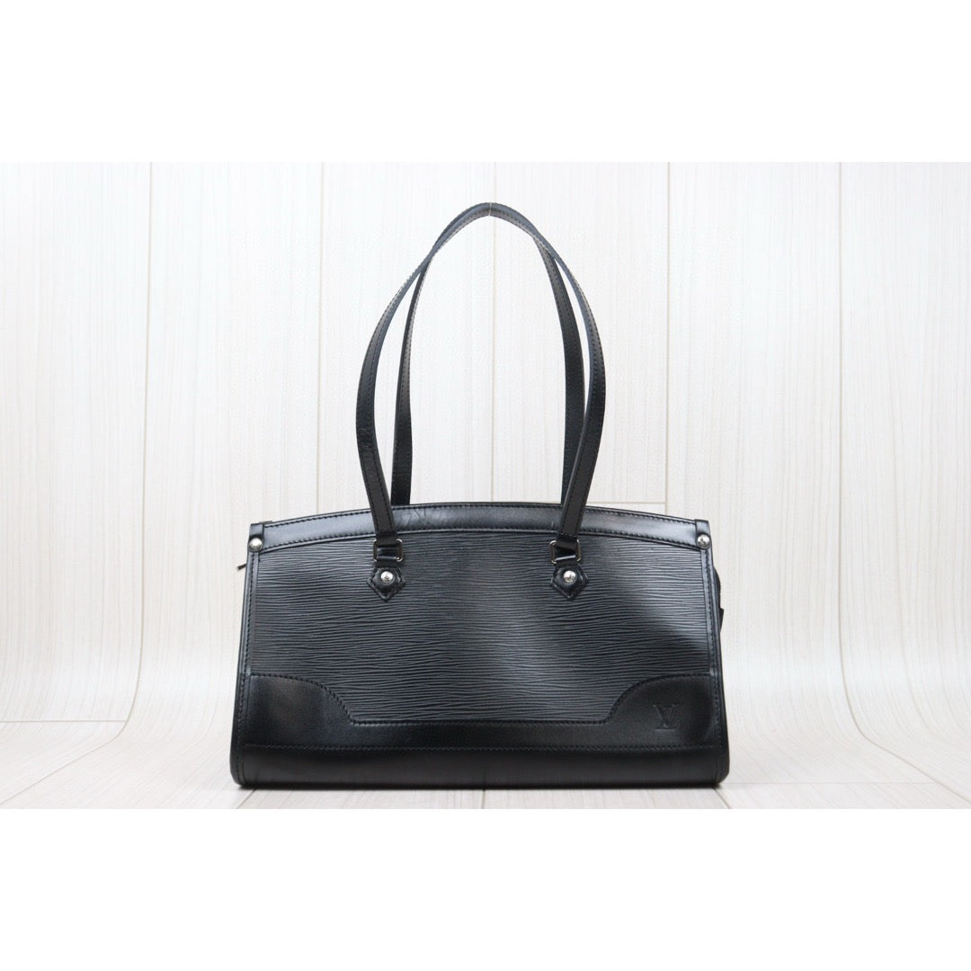 Good ( Rank AB)｜ LV Epi  Leather Madeleine PM Tote Bag Black｜25031815