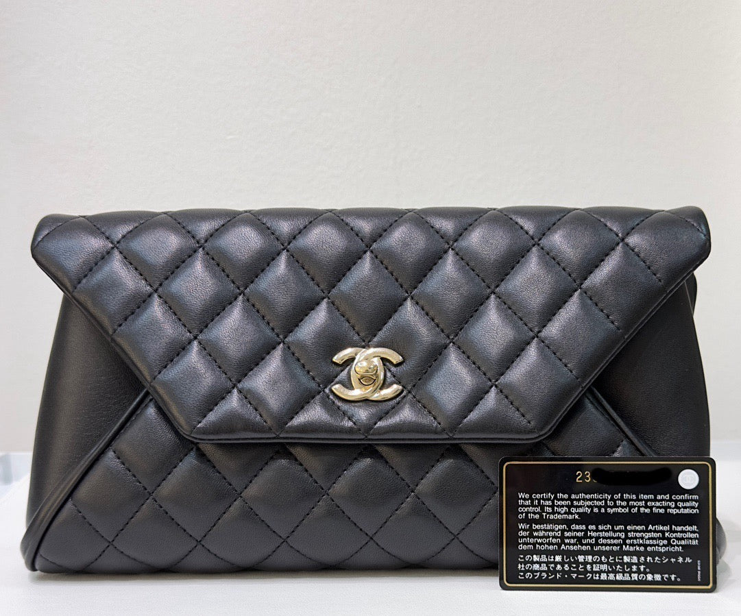 Chanel Lambskin Quilted Fold Up Again Clutch Black