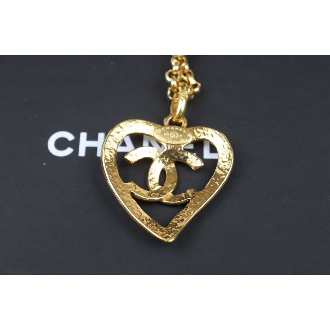 Very Good ( Rank A) ｜ CHANEL Coco Mark 24K Gold Plated Necklace｜25032710