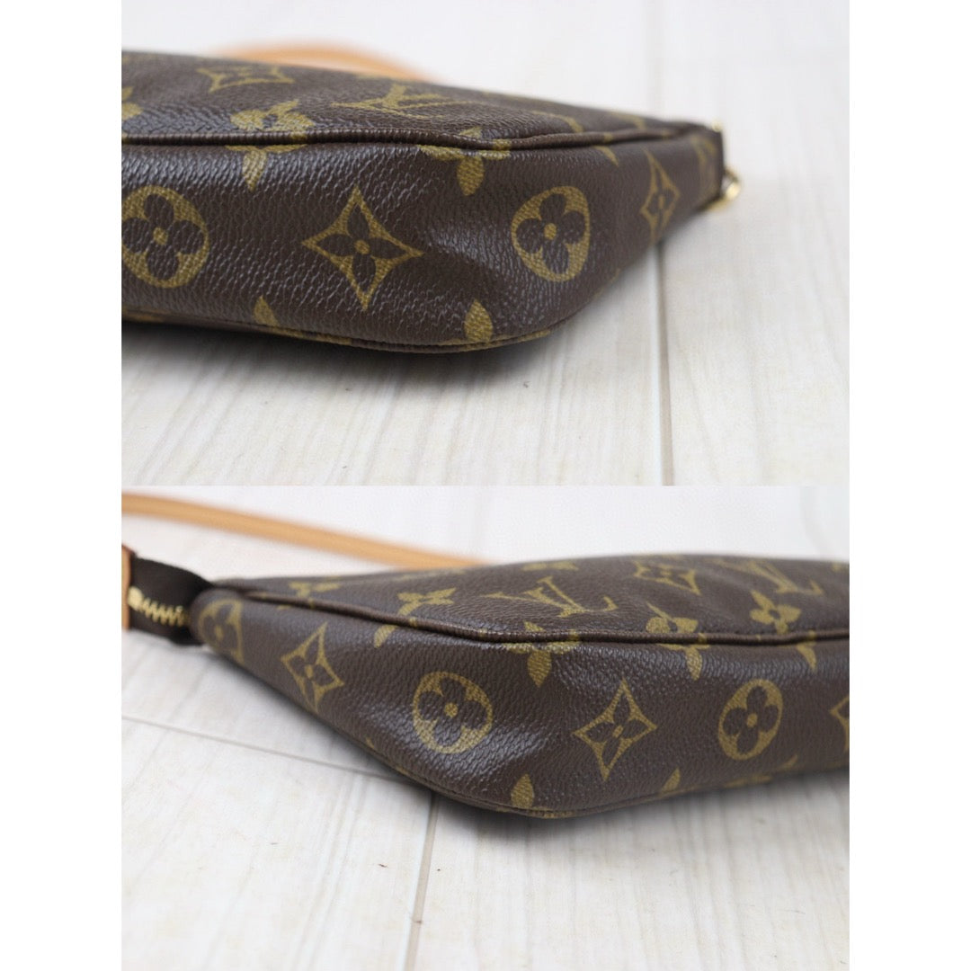 Very Good ( Rank A) ｜ LV Monogram Pochette Accessoires Vintage Model｜24080809