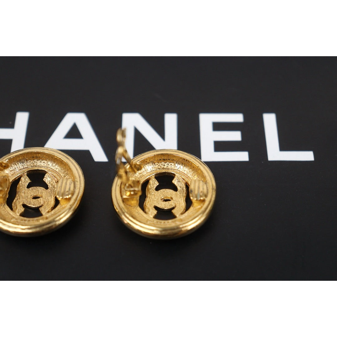 Very Good ( Rank A) ｜CHANEL Coco Mark Gold 24 Plated Round Earrings｜25052920