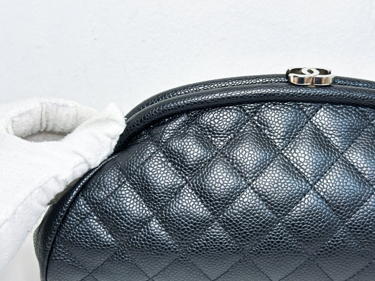 Chanel Quilted Timeless Kisslock Clutch Black Caviar holo 1193