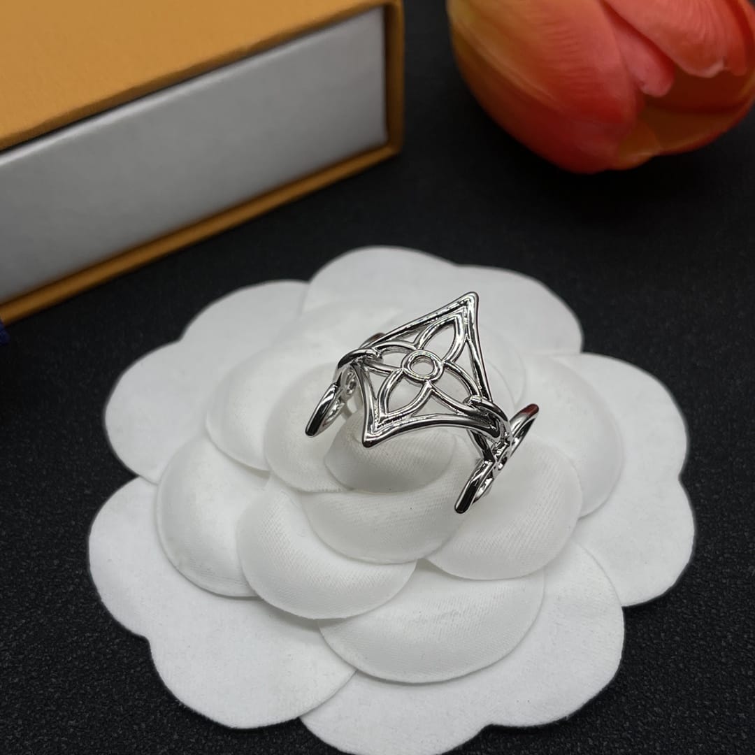 Louis Vuitton Ring