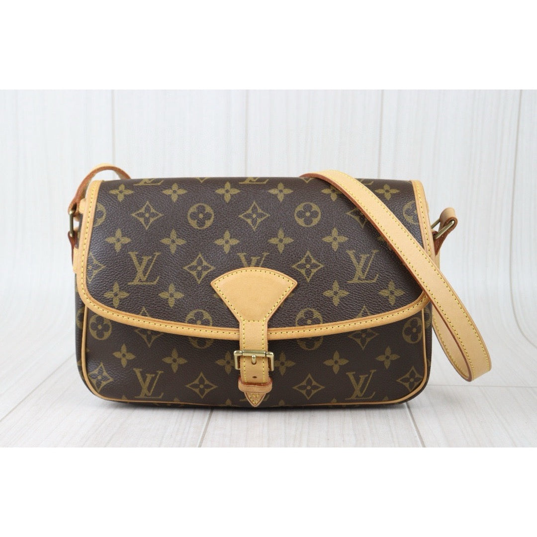 Very Good ( Rank A)｜LV Monogram Sologne ShoulderBag｜24090510