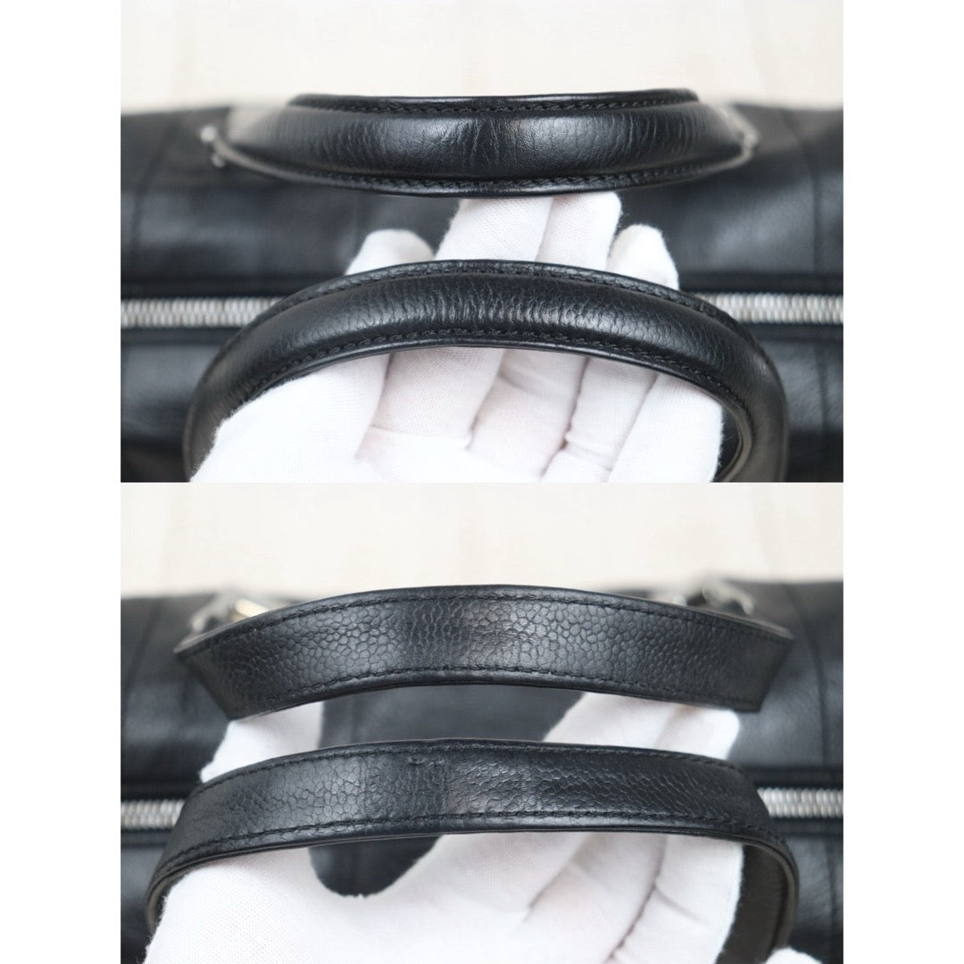 Very Good ( Rank A)｜ CHANEL Calfskin Choco Bar Handbag Black Made in 2003-2004 Year｜P25062706