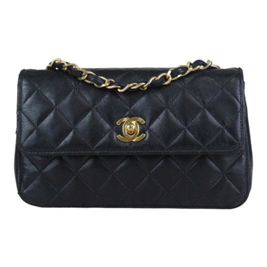 Rank AB ｜ CHANEL Matrasse Lambskin Mini Shoulder Bag Black｜V23091507