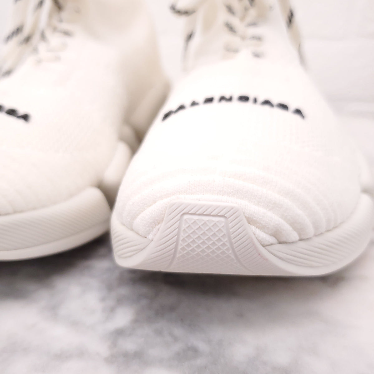 BALENCIAGA CREAM 'SPEED 2.0 LACE UP' KNIT SNEAKERS - SIZE 40 C