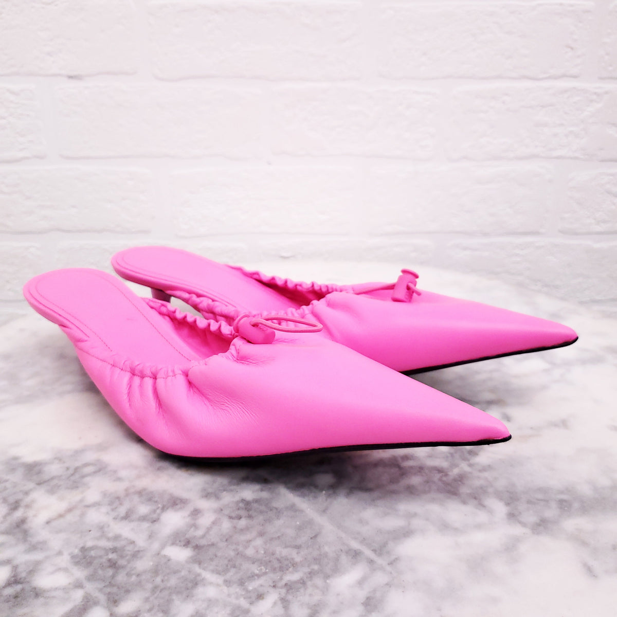 BALENCIAGA PINK SCRUNCHIE MULE - SIZE 37