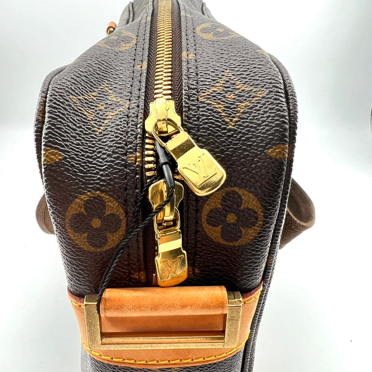 Louis Vuitton Sac Bosphore Handbag TWS POP