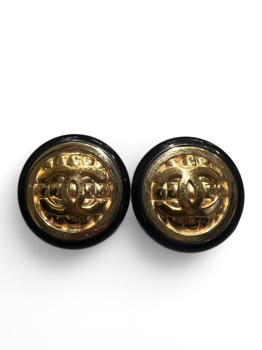 Chanel - Boucles d’oreilles CC à clips