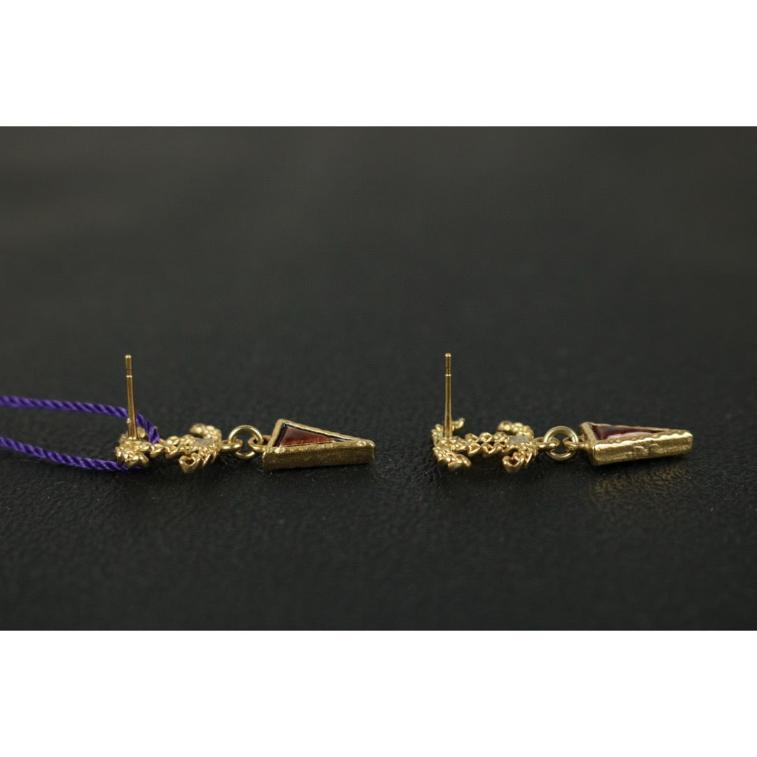 Very Good ( Rank A)｜CHANEL Vintage 18K Gold Plating Triangle Pendant Earrings｜F25021105