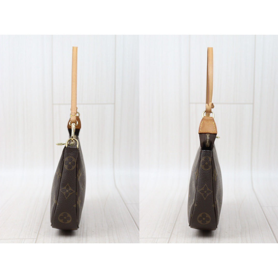 Rank AB ｜ LV Monogram Pochette Accessoires Vintage Model ｜V24053030
