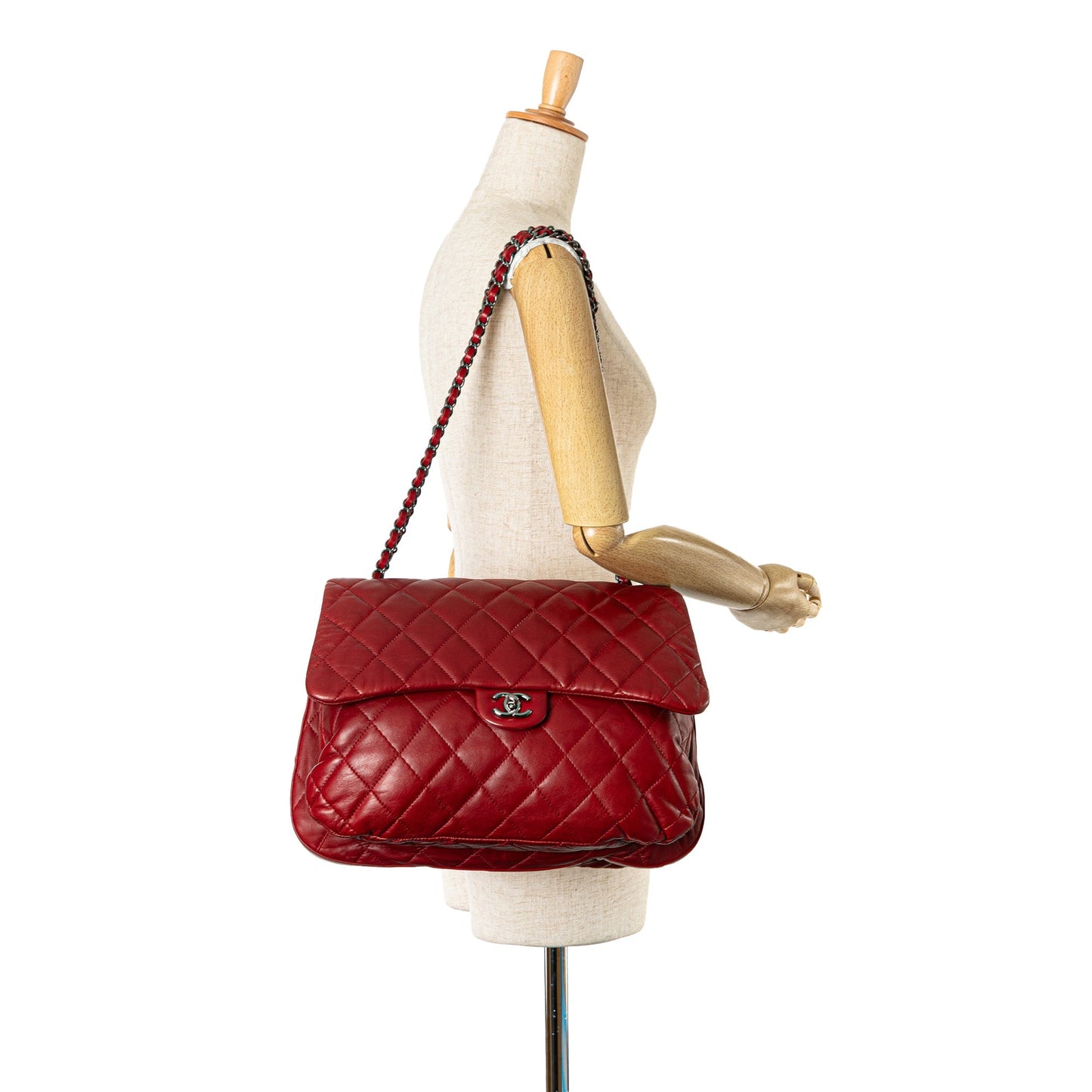 Red Chanel Maxi Lambskin 3 Accordion Flap Shoulder Bag