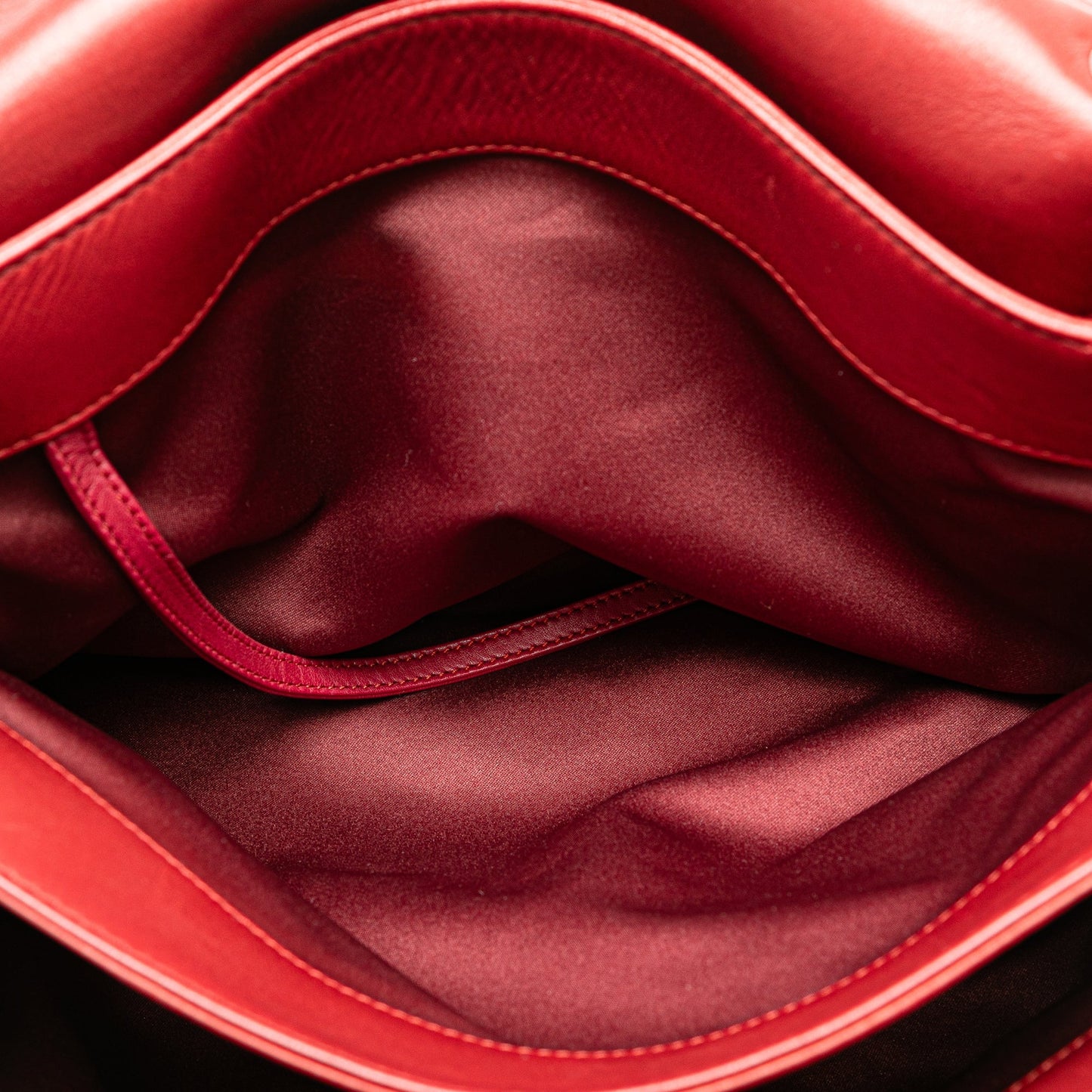 Red Chanel Maxi Lambskin 3 Accordion Flap Shoulder Bag