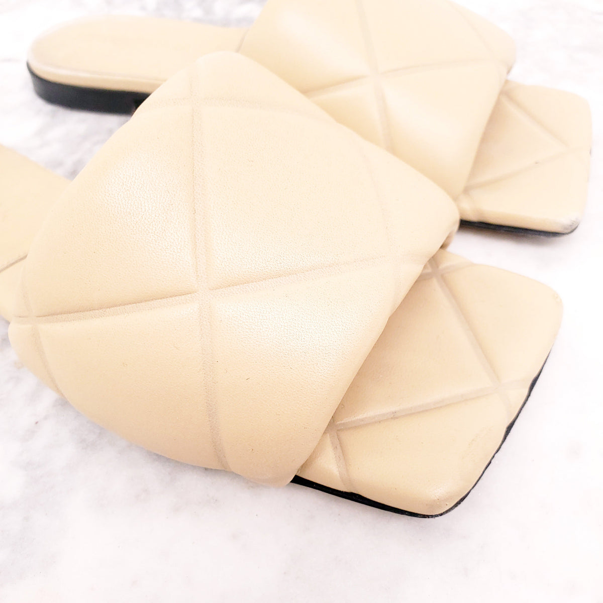 BOTTEGA VENETA NUDE QUILTED SLIDES - SIZE 36
