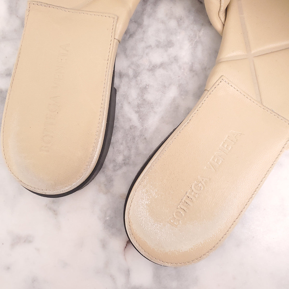 BOTTEGA VENETA NUDE QUILTED SLIDES - SIZE 36