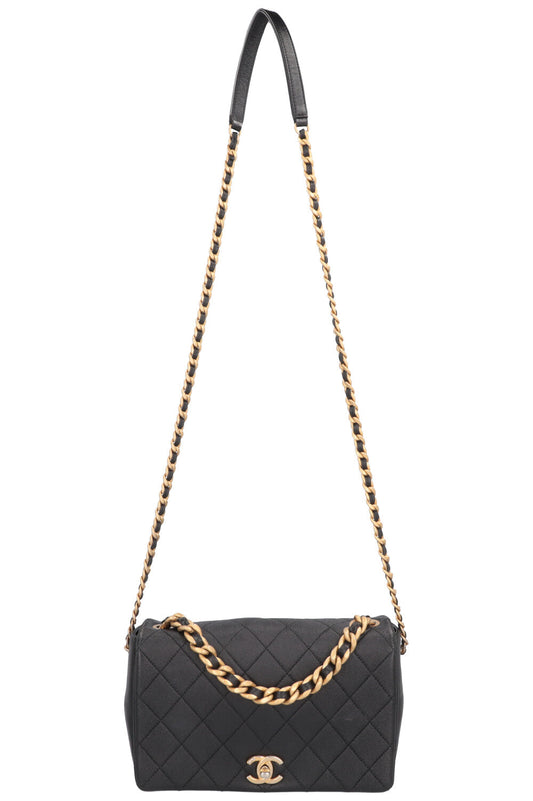 CHANEL Flap Bag Patent Black