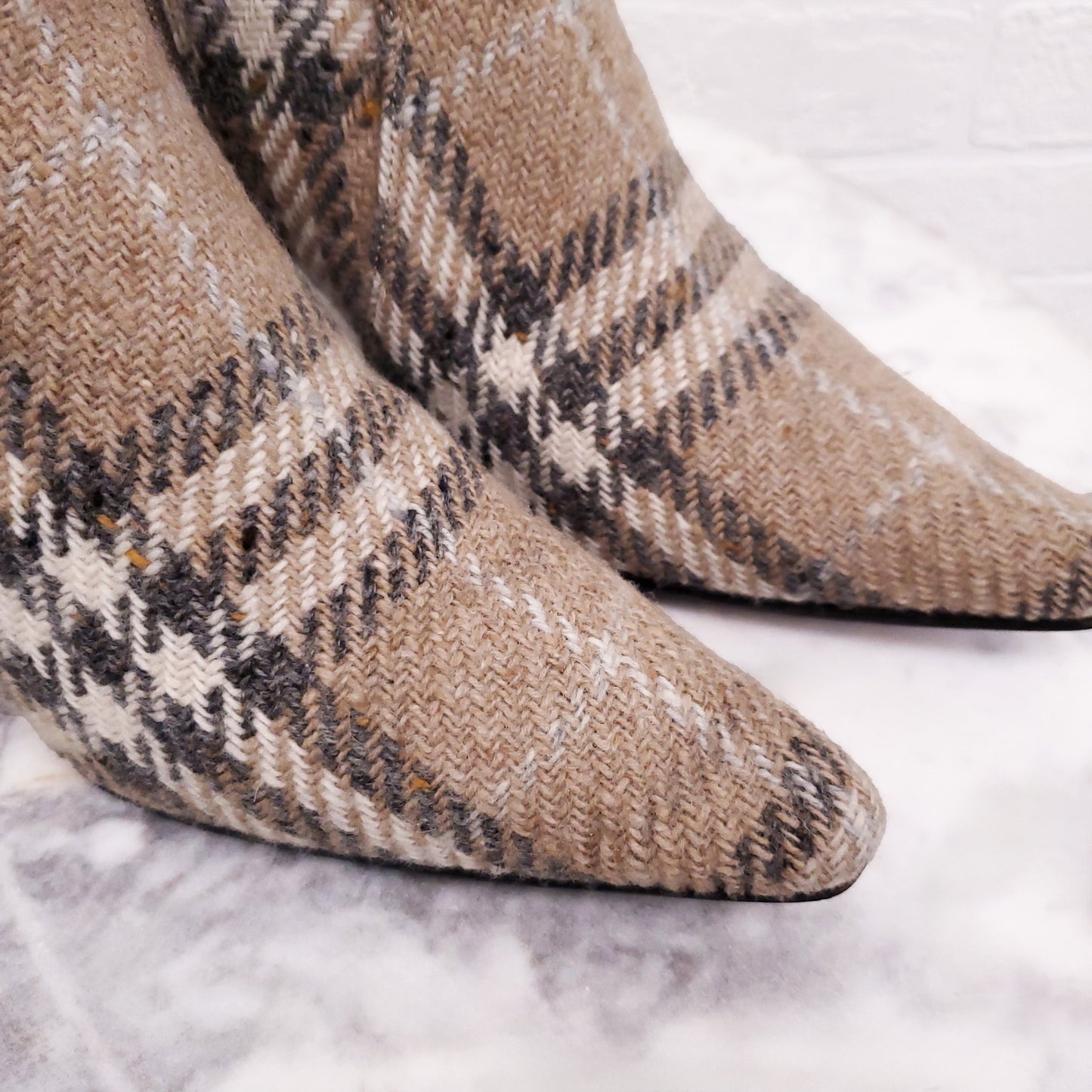 BURBERRY WOOL HEELED BOOTS - SIZE 39