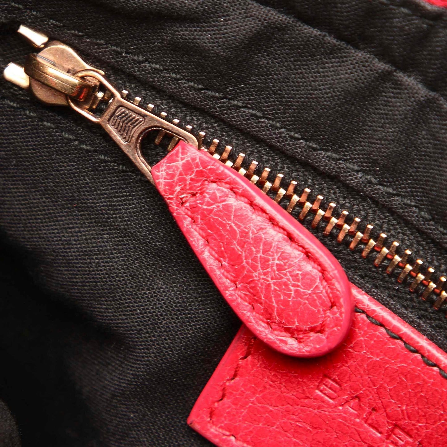 Luxury Balenciaga  Motocross Giant Classic Hip Crossbody (SHG-23122)