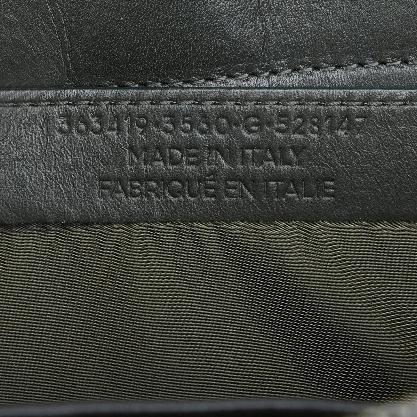 Luxury Balenciaga  Navy Cabas Tote Bag (SHG-NK6SLM)