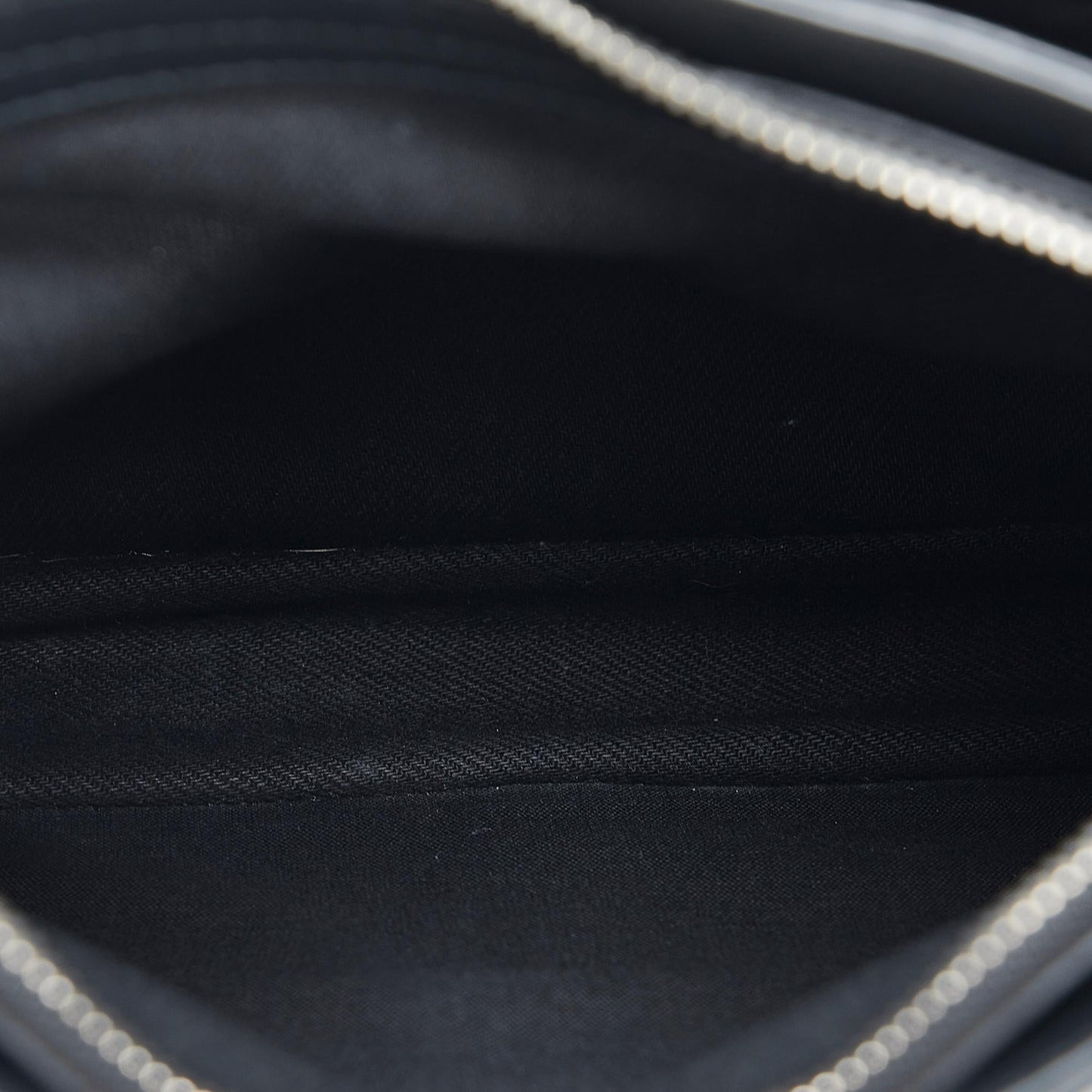 Luxury Balenciaga  Navy Pochette M Crossbody (SHG-xmmUMh)