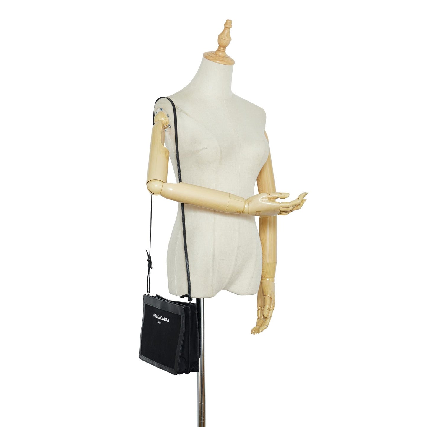 Luxury Balenciaga  Navy Pochette M Crossbody (SHG-xmmUMh)