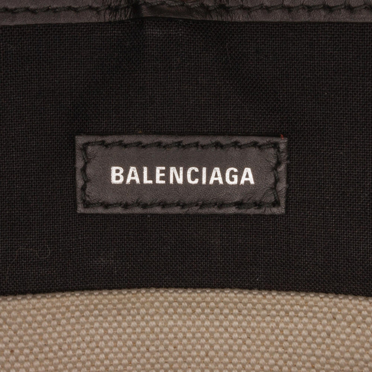 Luxury Balenciaga  Navy Pochette (SHG-SdLFGu)
