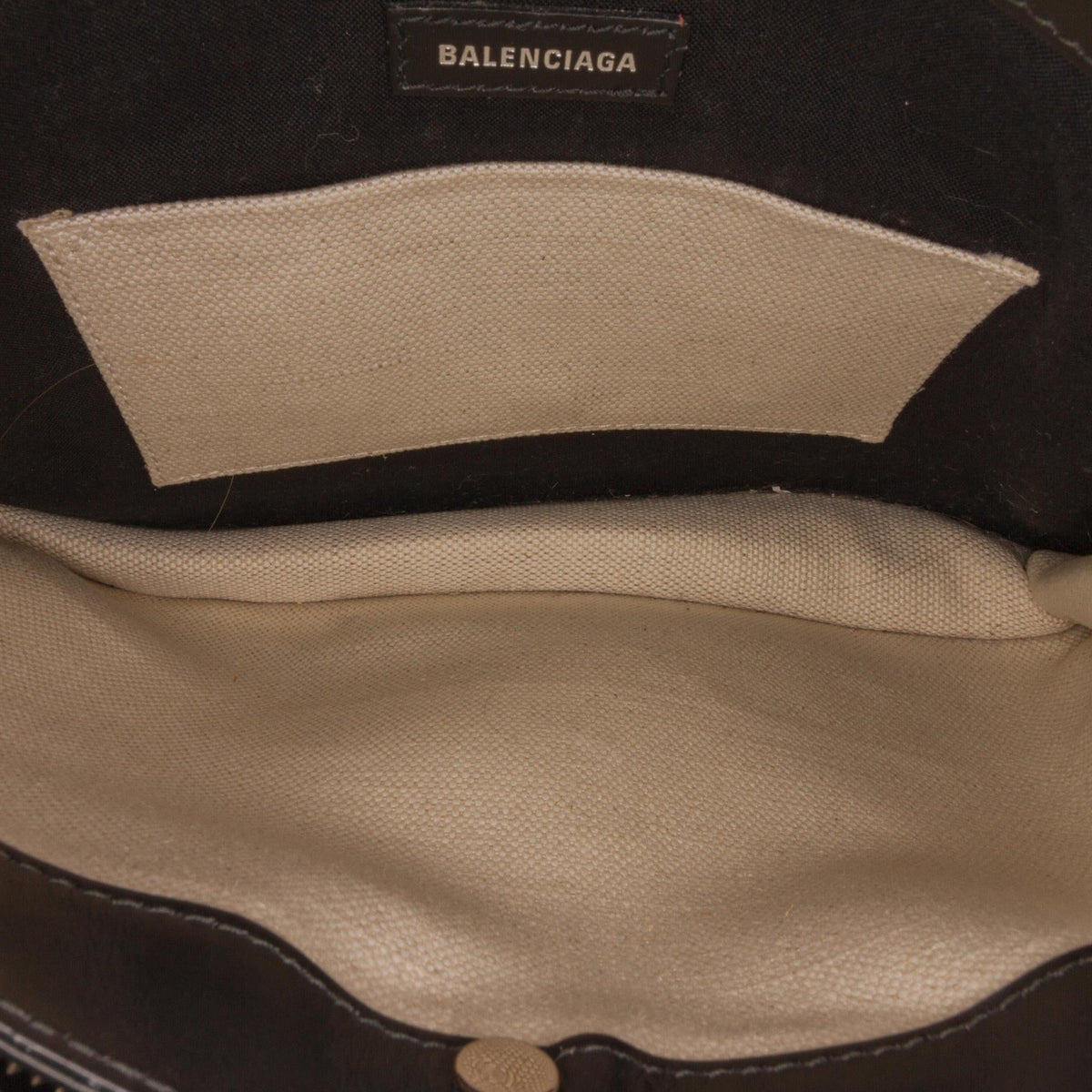 Luxury Balenciaga  Navy Pochette (SHG-SdLFGu)