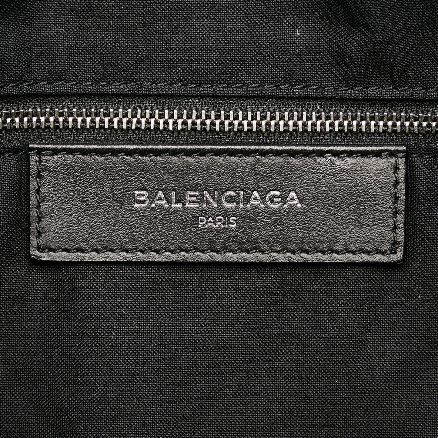 Luxury Balenciaga  Navy Tote (SHG-PeMRDJ)