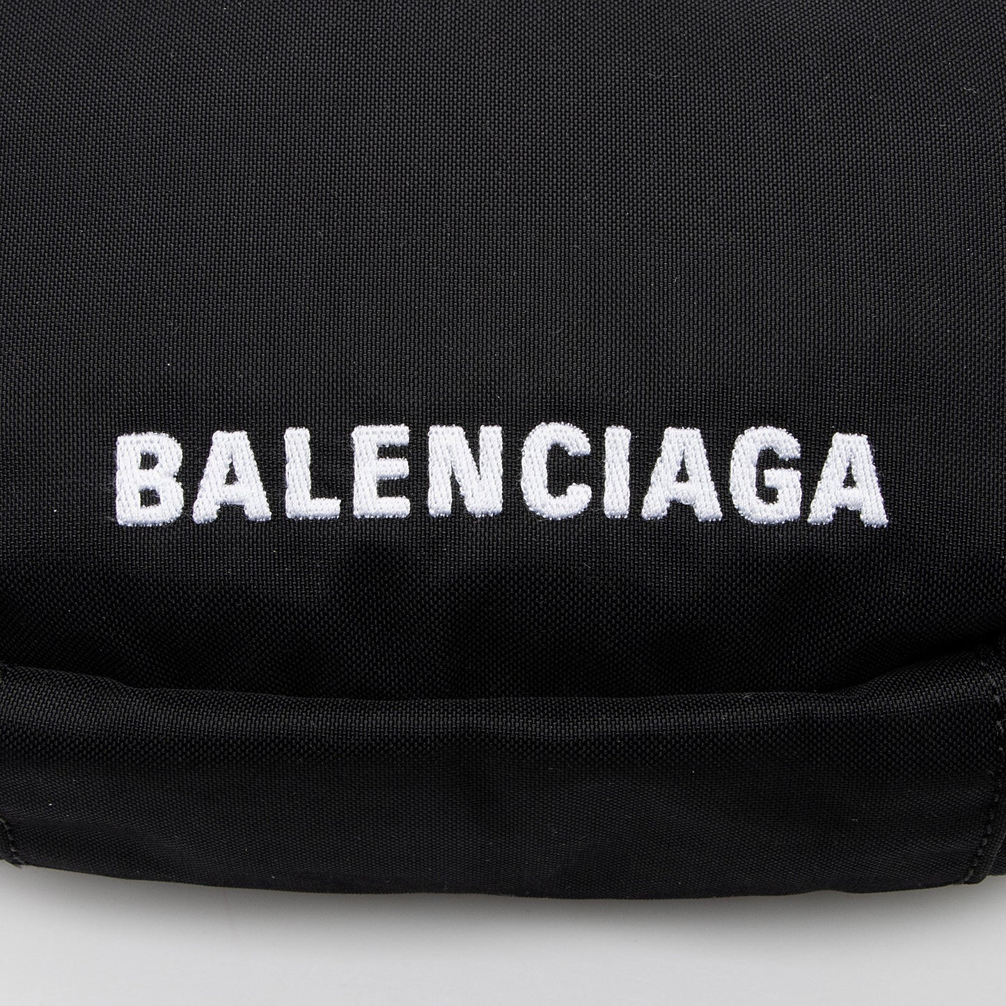 Luxury Balenciaga  Recycled Nylon Logo Wheel Shoulder Bag (SHF-YKqW3c)
