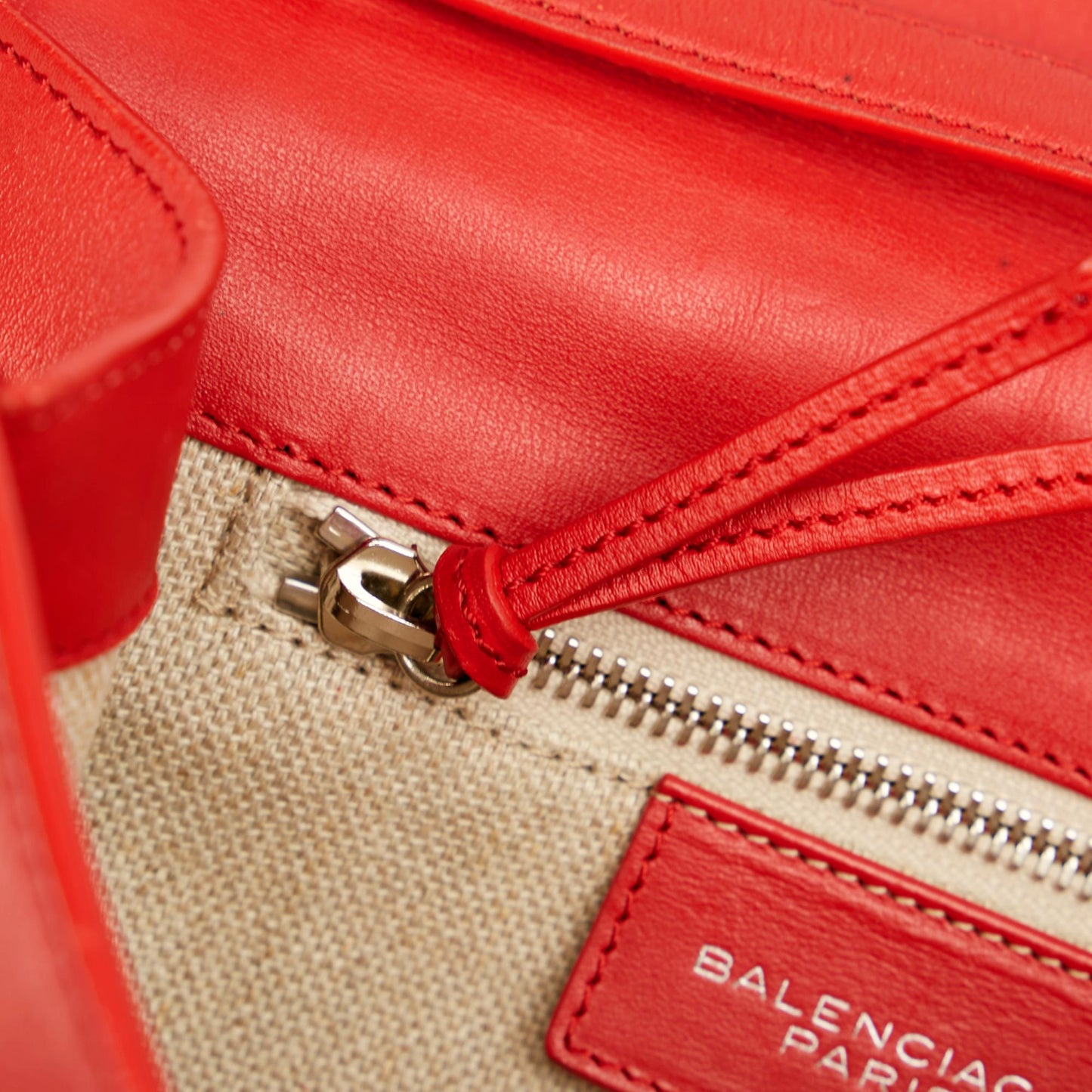 Luxury Balenciaga  Padlock All Day Leather Crossbody Bag (SHG-23539)