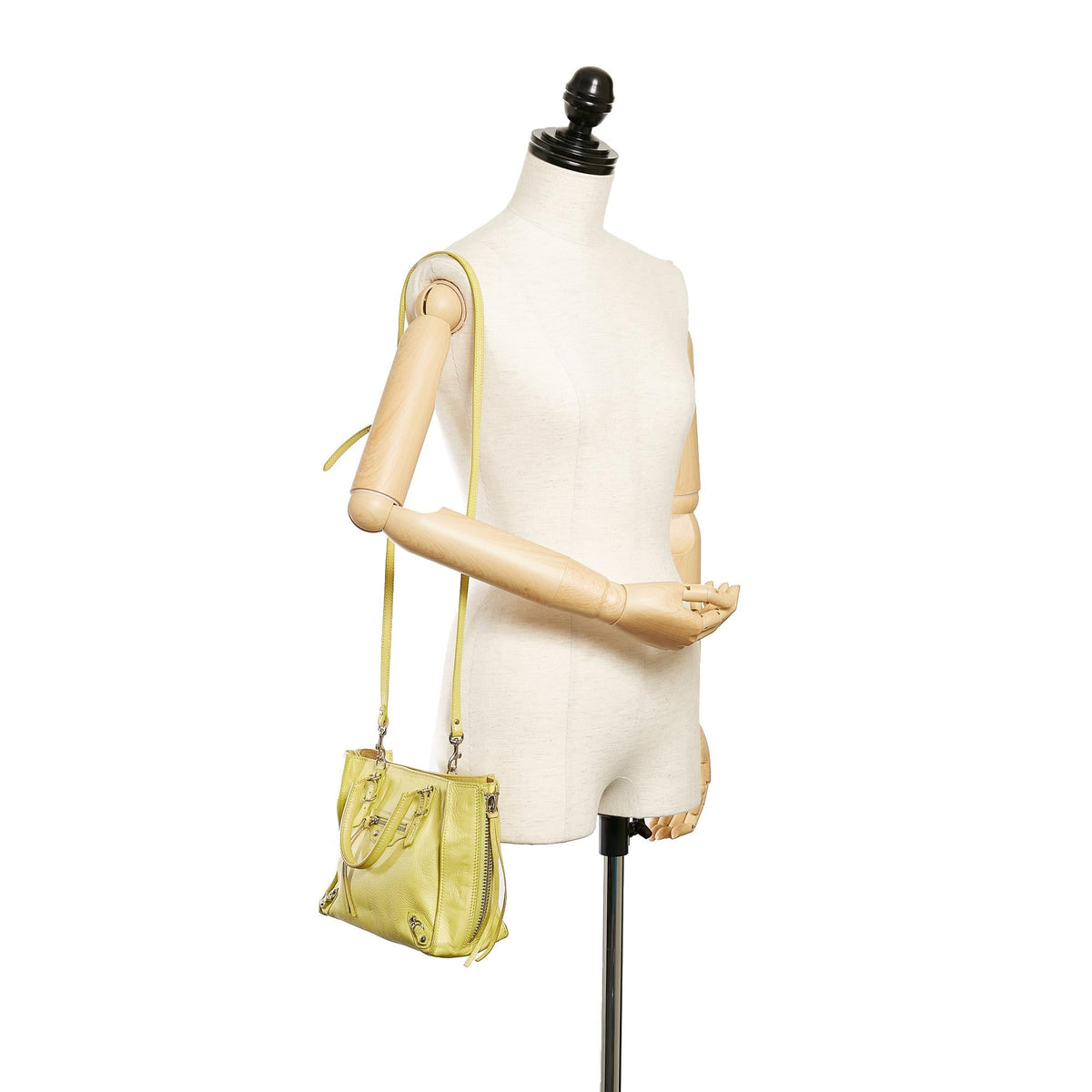 Luxury Balenciaga  Papier A4 Leather Satchel (SHG-27524)