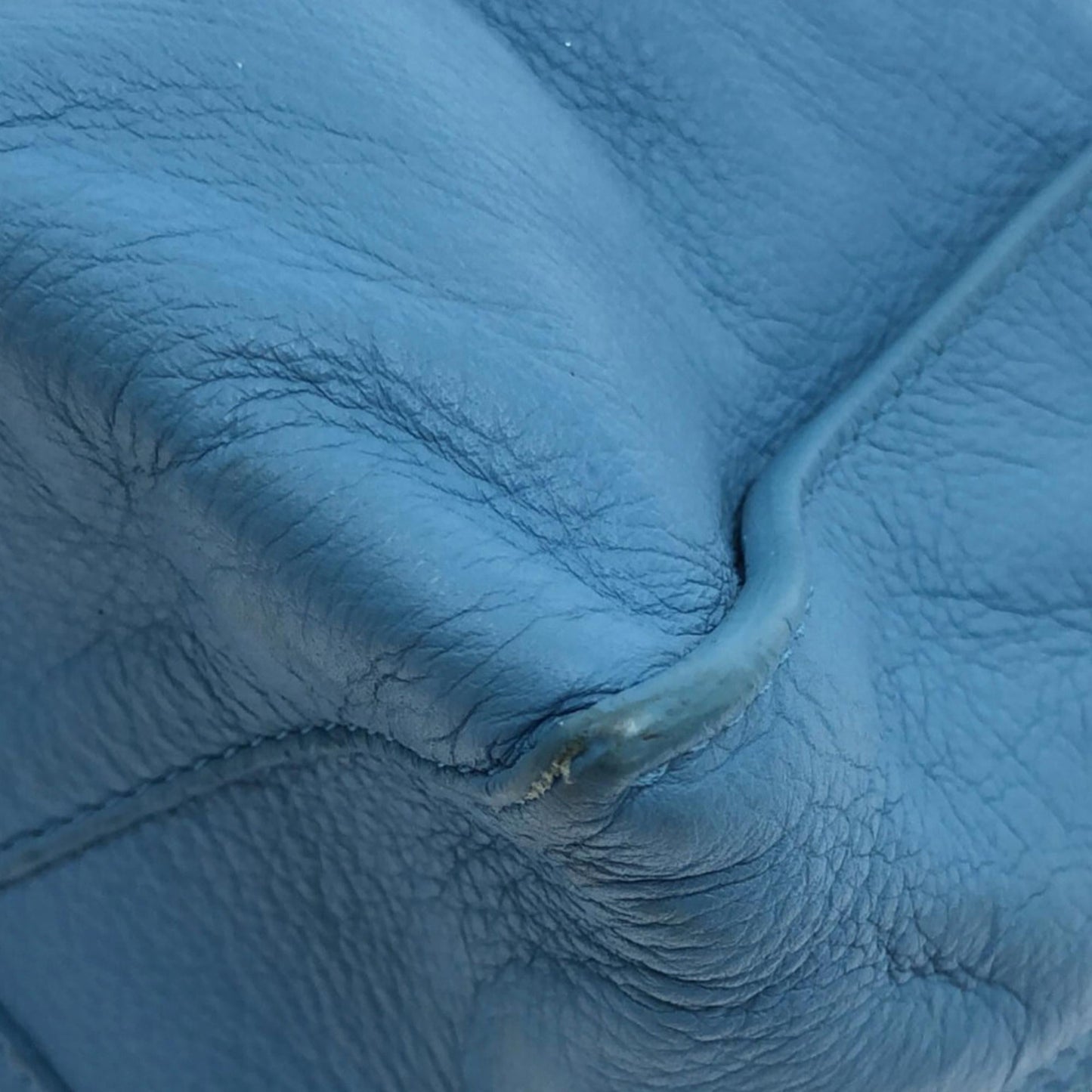Luxury Balenciaga  Papier A5 Zip Around Leather Tote Bag (SHG-4YKF4a)