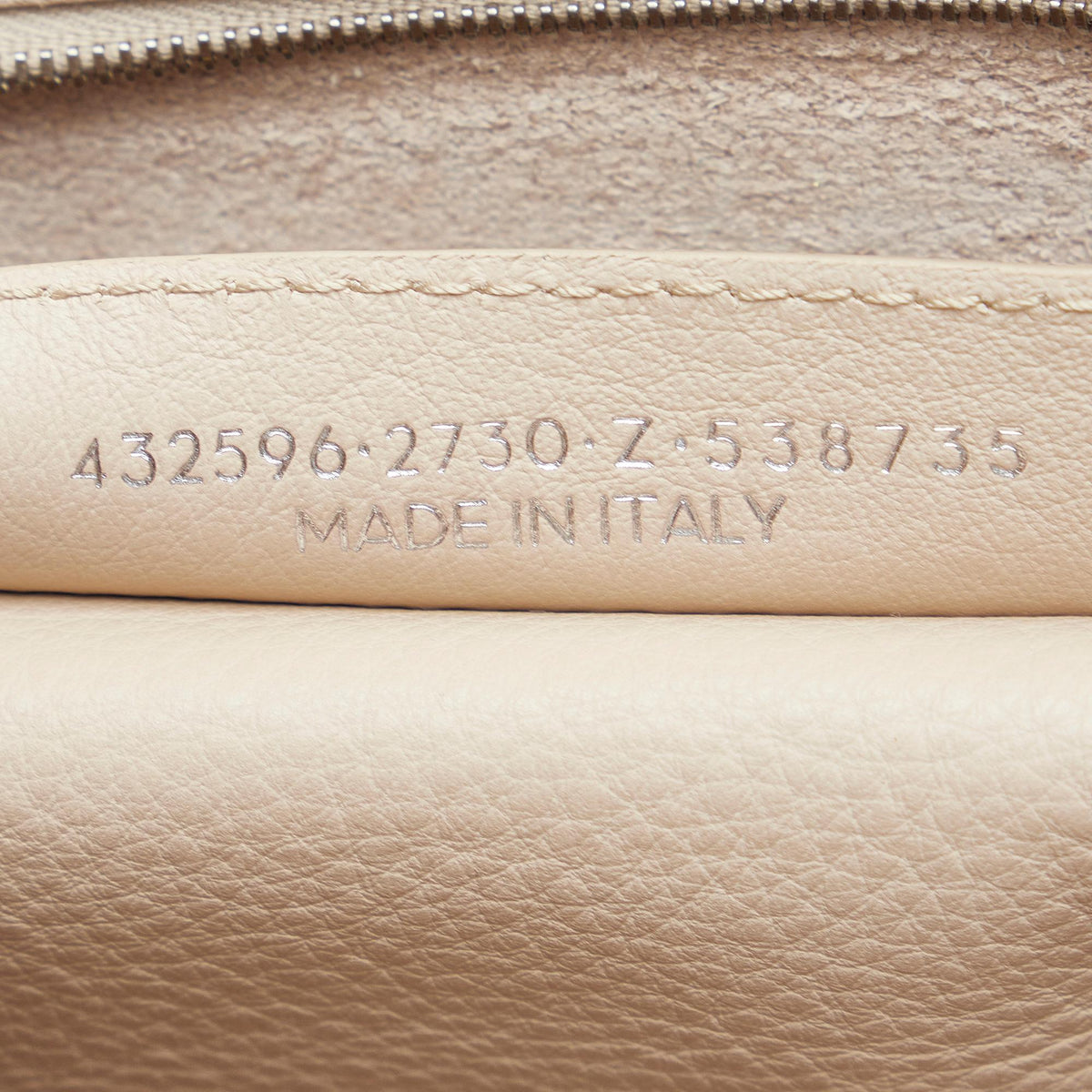 Luxury Balenciaga  Papier B4 Zip Around Satchel (SHG-dreExe)