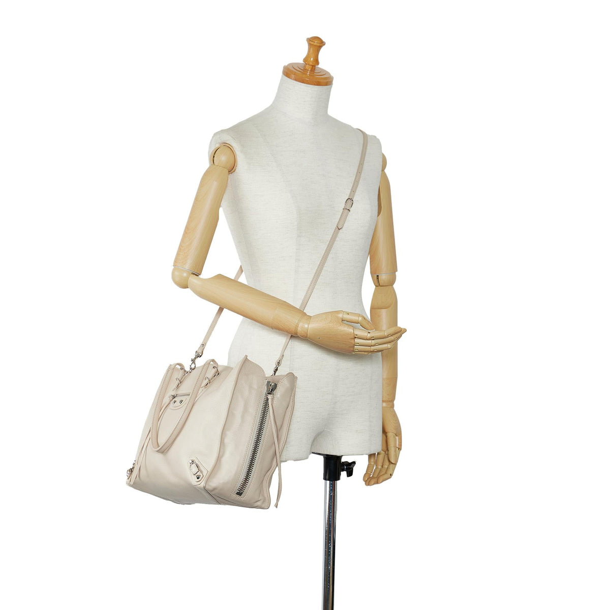 Luxury Balenciaga  Papier B4 Zip Around Satchel (SHG-dreExe)