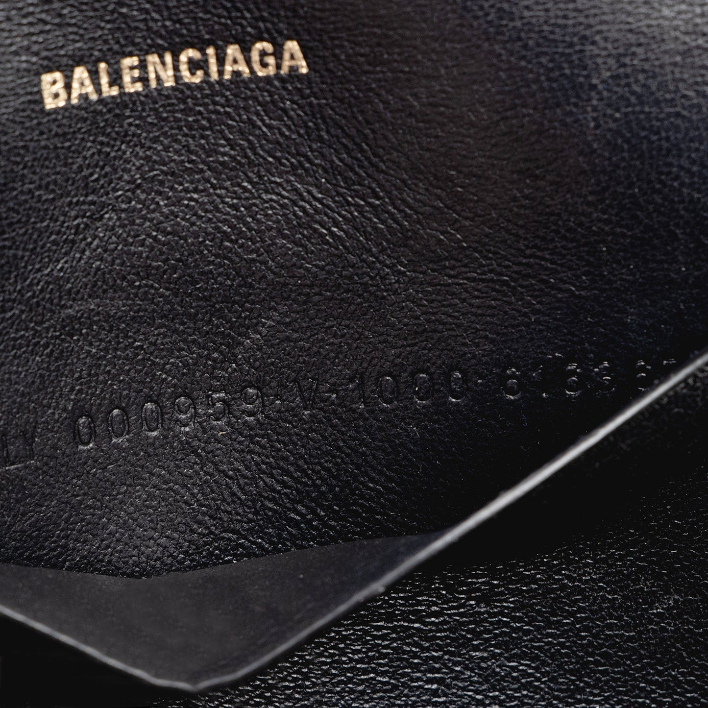 Luxury Balenciaga  Quilted Calfskin B Phone Holder Crossbody (SHF-wF8OTg)