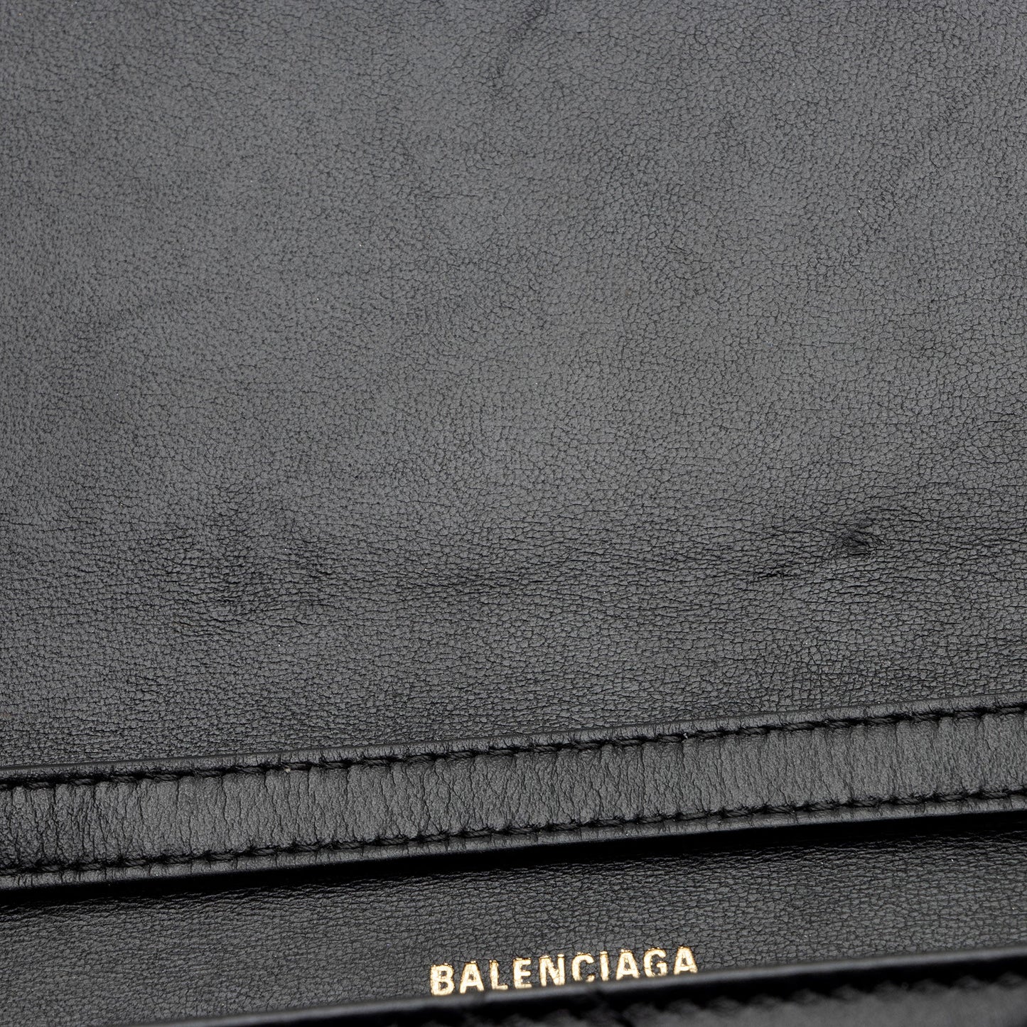 Luxury Balenciaga  Quilted Calfskin B Phone Holder Crossbody (SHF-wF8OTg)
