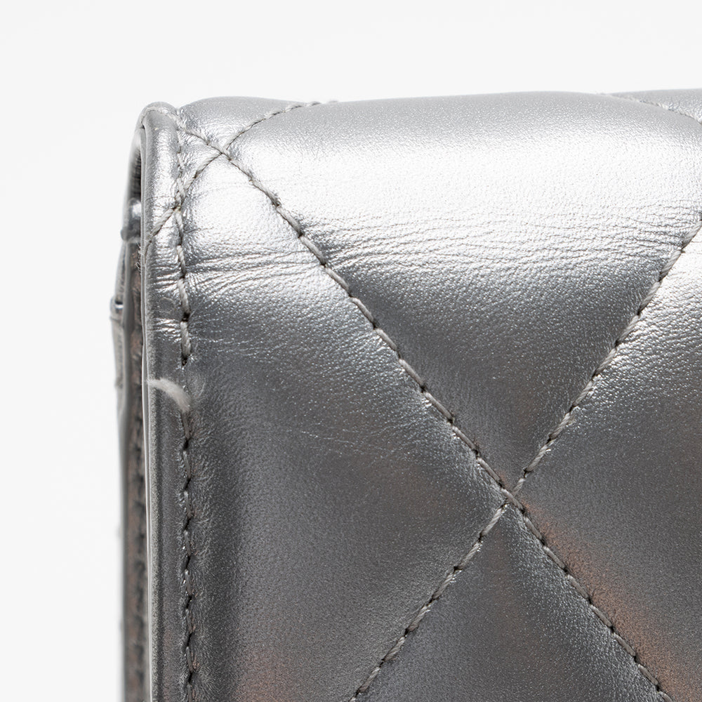 Luxury Balenciaga  Quilted Metallic Leather B Dot Shoulder Bag (SHF-16927)