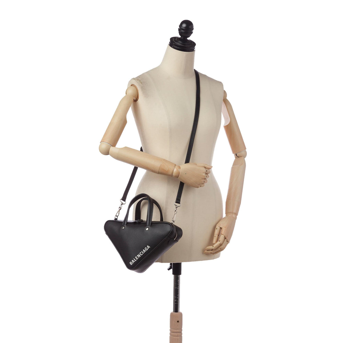Luxury Balenciaga  S Triangle Duffle Bag (SHG-34852)