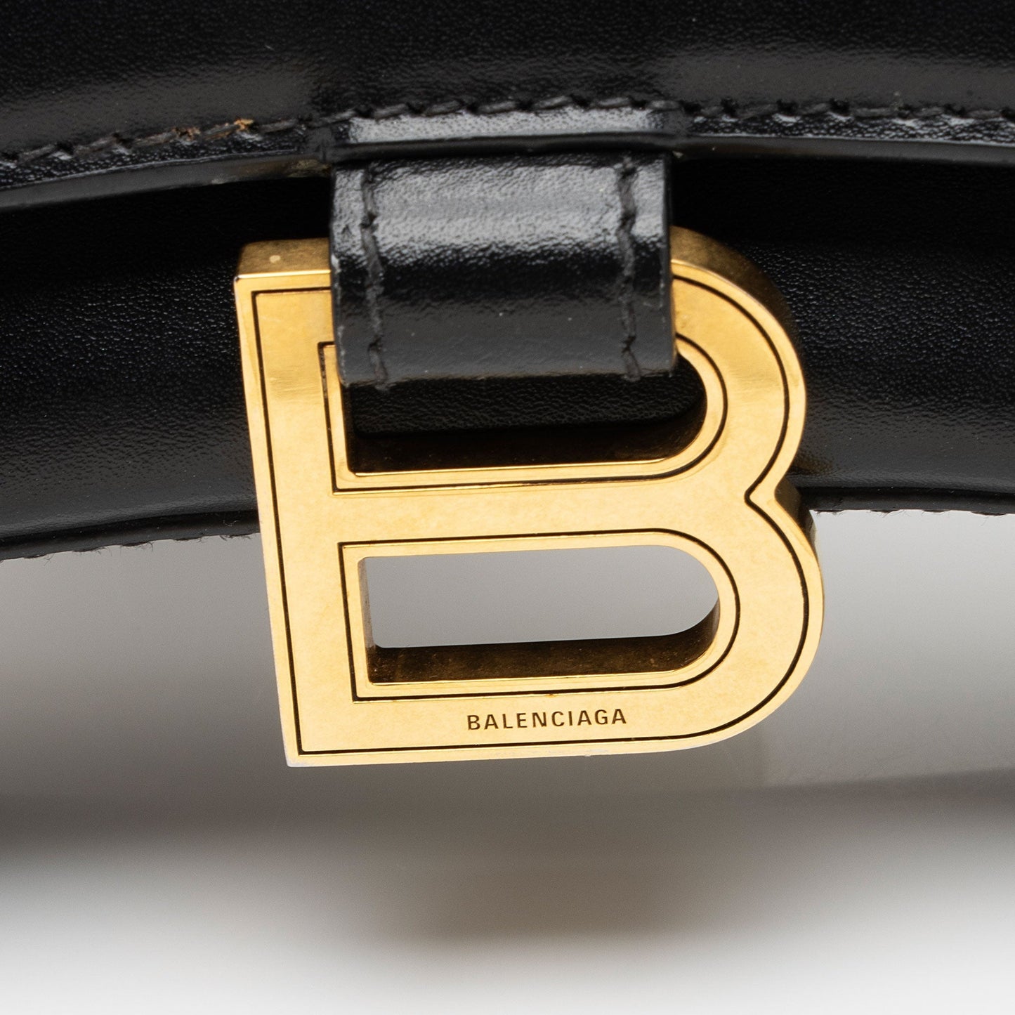 Luxury Balenciaga  Shiny Calfskin Hourglass Wallet on Chain Bag (SHF-PW1B0p)