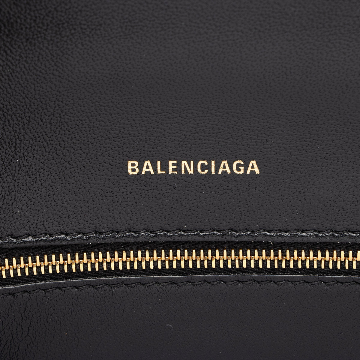 Luxury Balenciaga  Shiny Croc Embossed Calfskin Hourglass Small Top Handle (SHF-4EXjgI)